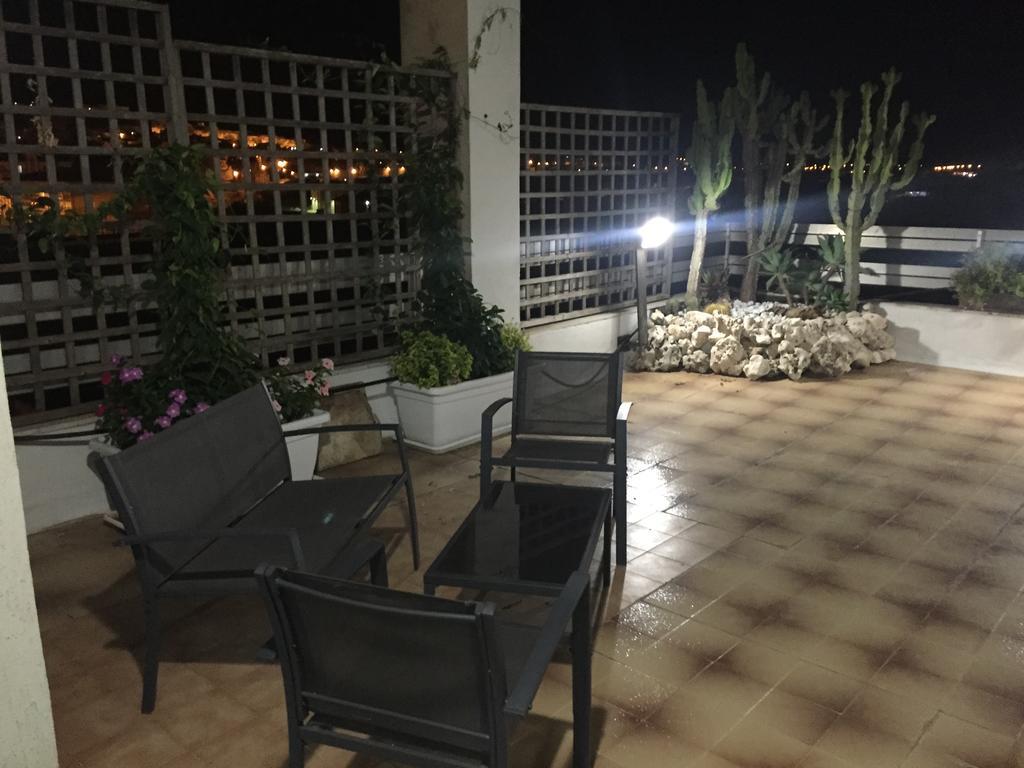 Super Attico B&B Comiso Buitenkant foto